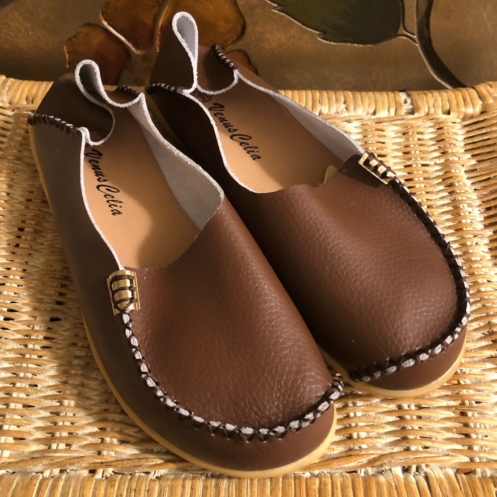 VENUS CELIA Soft Leather Loafers 7.5